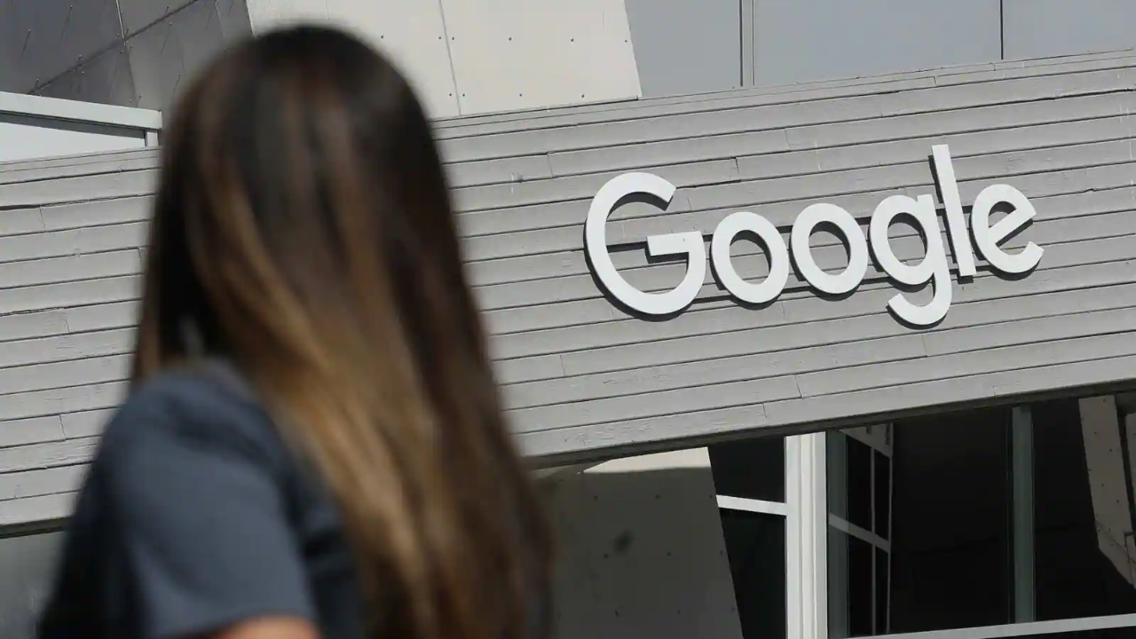 İşten çıkarma dalgası büyüyor: Google 12 bin kişi ile yollarını ayırıyor!