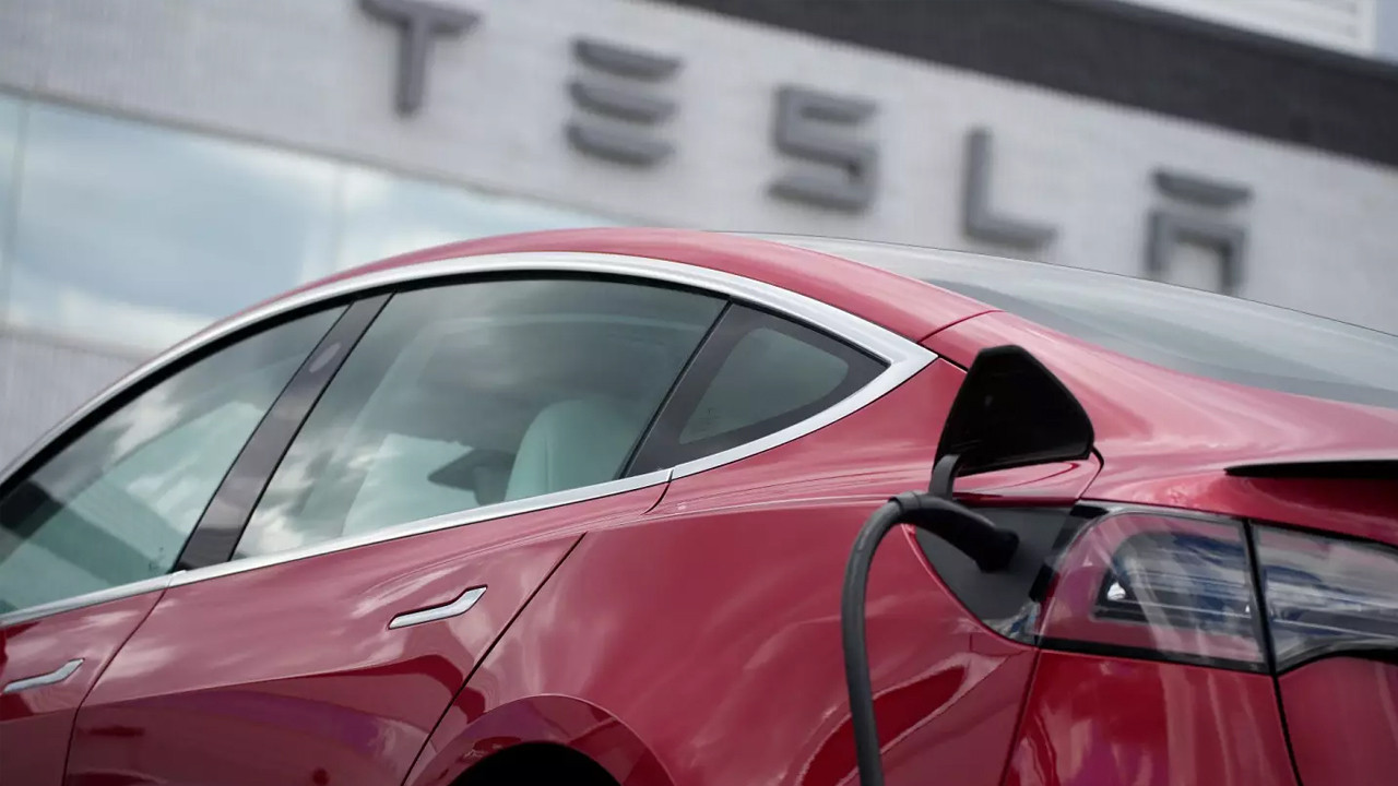 Tesla, kesilen para cezaları karşısında neye uğradığını şaşırdı