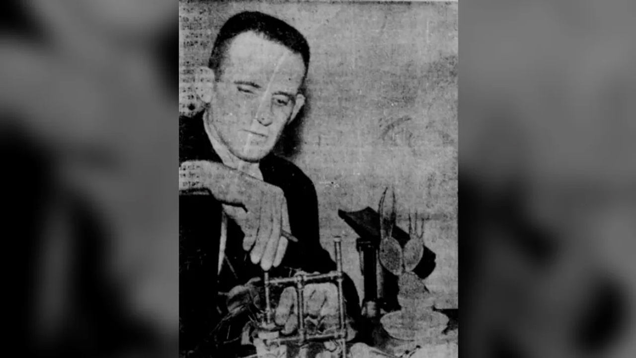 Bitkilerin ve hatta insan sperminin beynimizi okuduğunu iddia etmişti: Cleveland “Cleve” Backster’ın hikayesi…