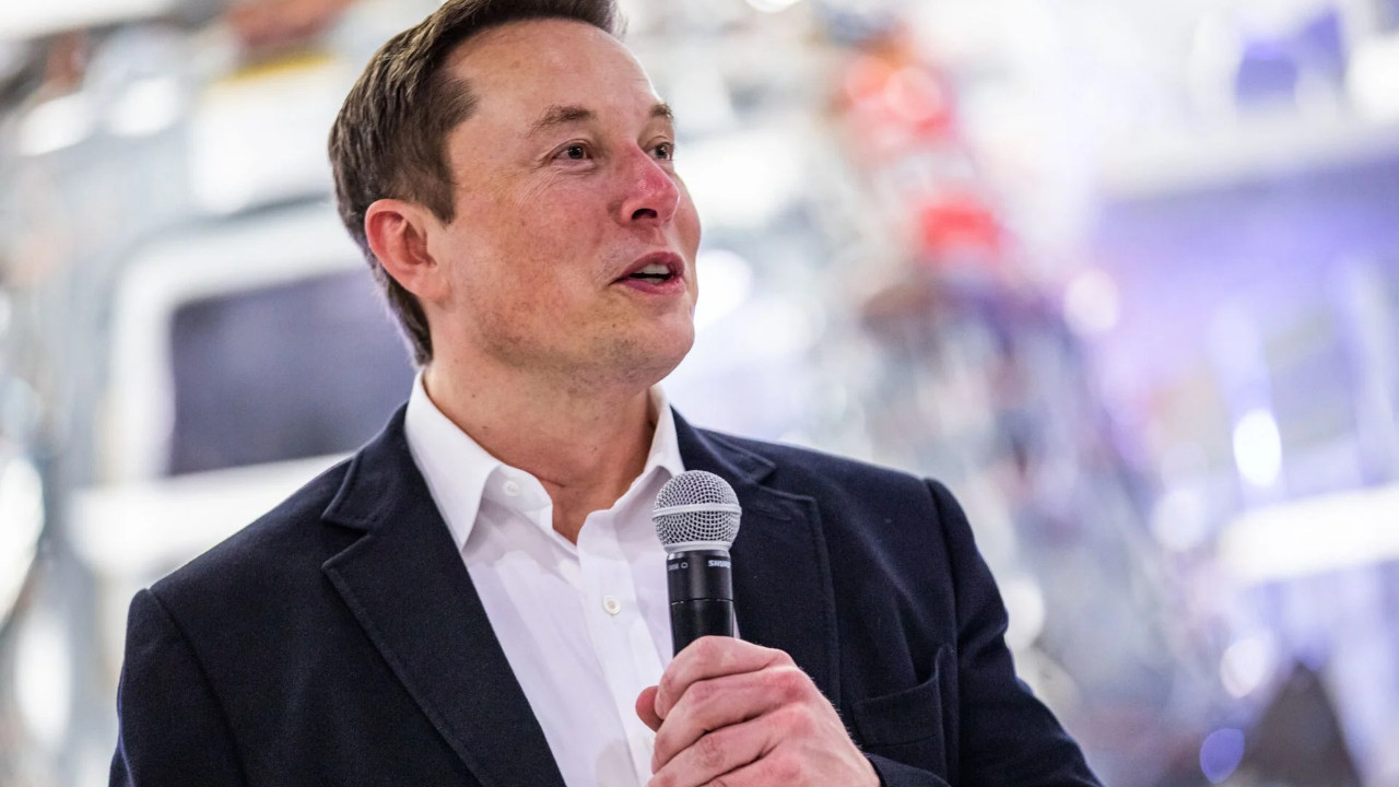 Galaxy S23 Ultra’nın ay çekimi Elon Musk’ı şaşkına çevirdi