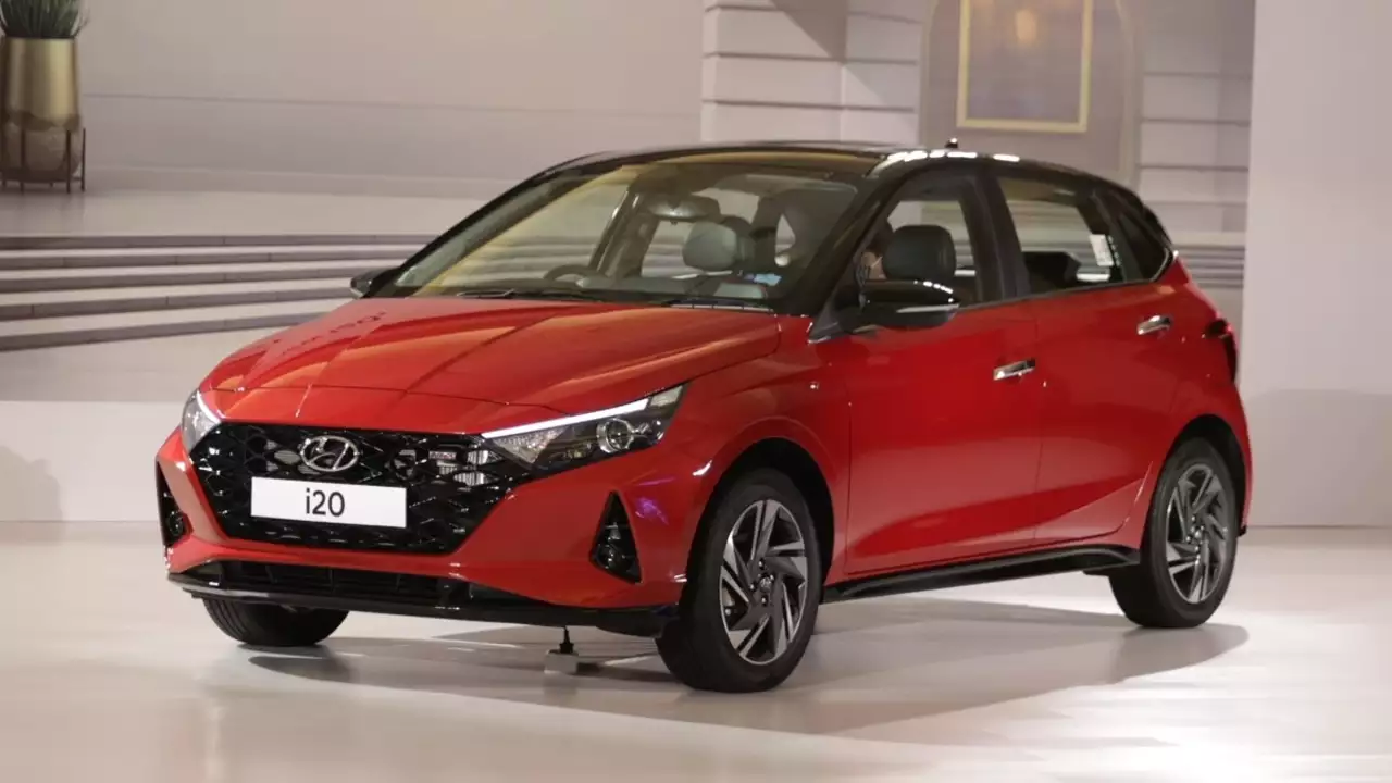 Hyundai gemileri yaktı! i20 fiyatları dibi gördü!