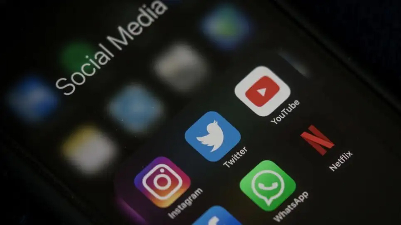 Instagram’ı kuran ikili, yıllar sonra Artifact isimli yeni bir uygulamayla geri dönüyor