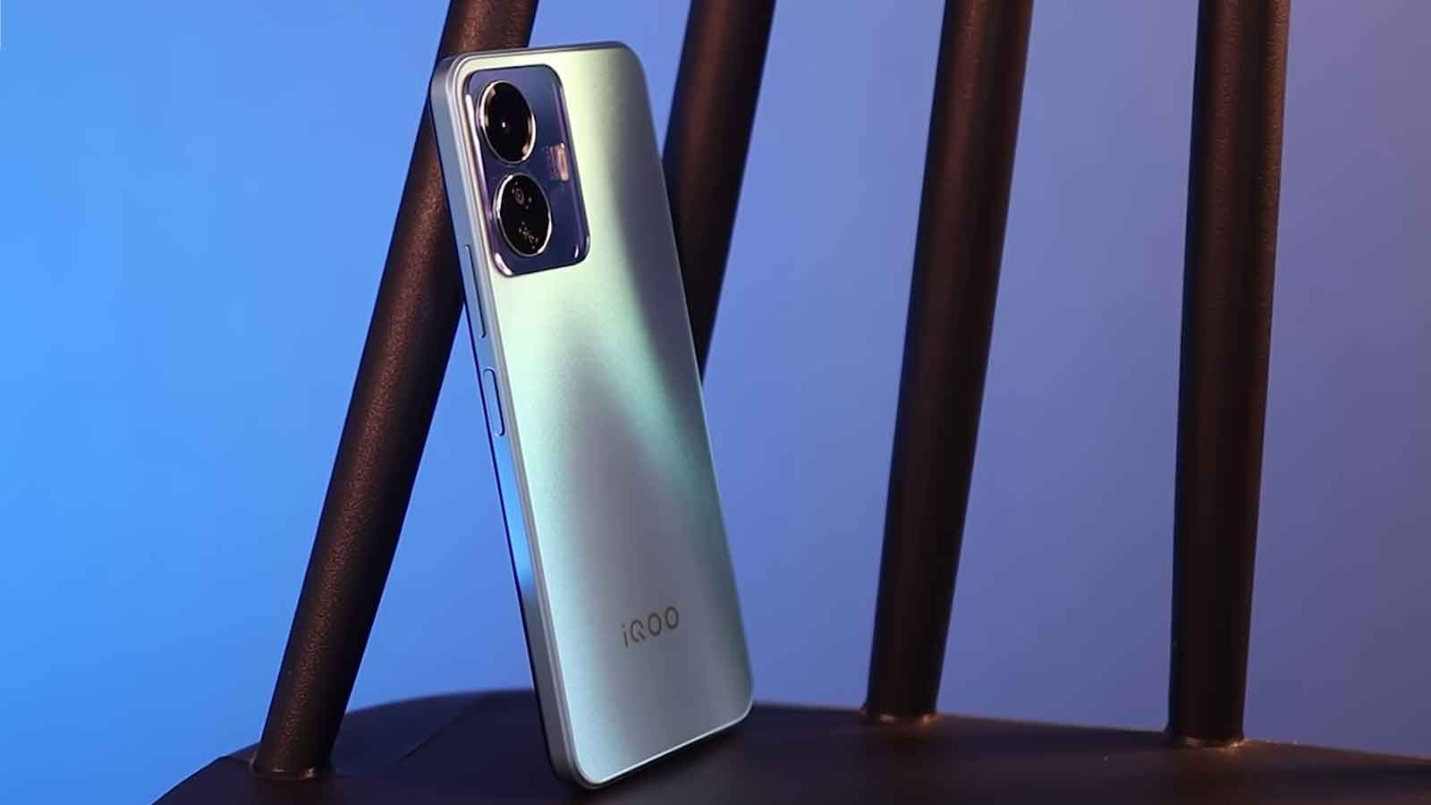 iQOO’un yeni bütçe dostu Neo 7 telefonu testlerde çok iyi iş çıkarıyor