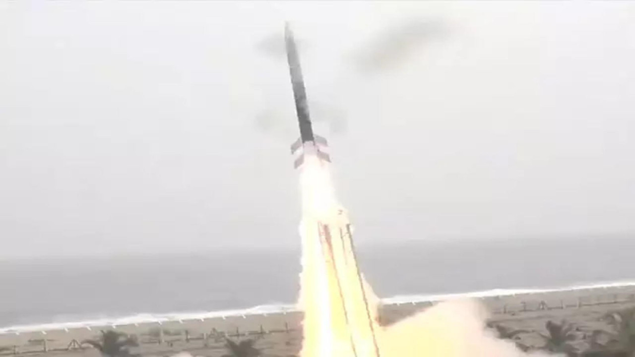 Virgin Orbit’e göre ilk lansmanının başarısız olma nedeni yerinden çıkmış bir yakıt filtresi