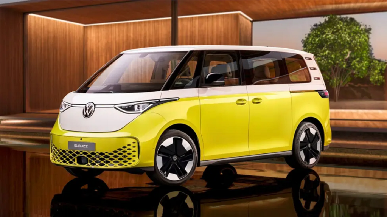 Volkswagen, ID Buzz ve 340bhp+ GTX’in yolda olduğunu doğruladı