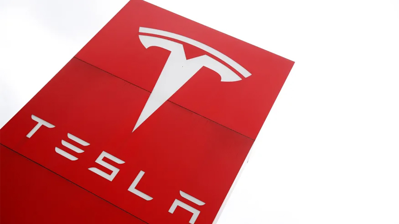 Tesla, bir Model S’in otopilot yazılımı nedeniyle açılan davada temize çıktı