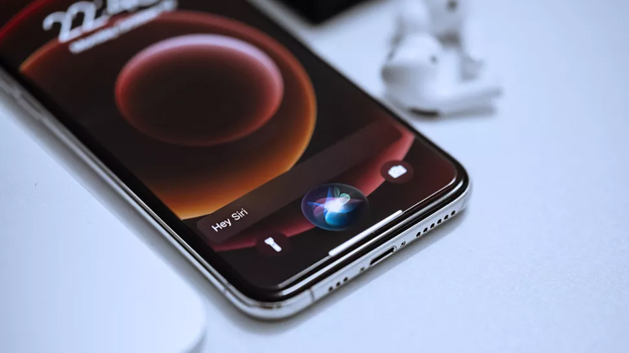 Apple’ın ChatGPT’ye yanıtı SiriGPT mi olacak?