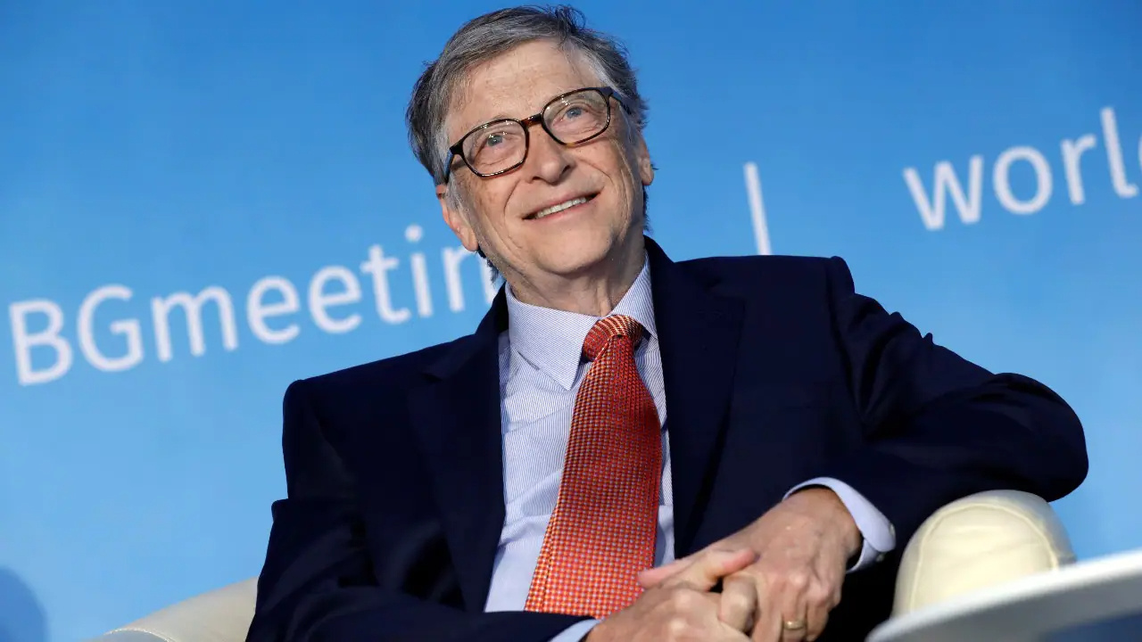 Bill Gates’in 28 yıl önce internet ile başardığını, Microsoft yapay zeka ile başarabilecek mi?