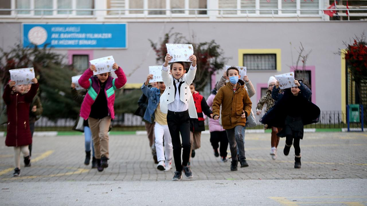 Ders saati 5’e düşüyor, sosyalleşme ön planda olacak! Öğrenciler çok sevinecek!