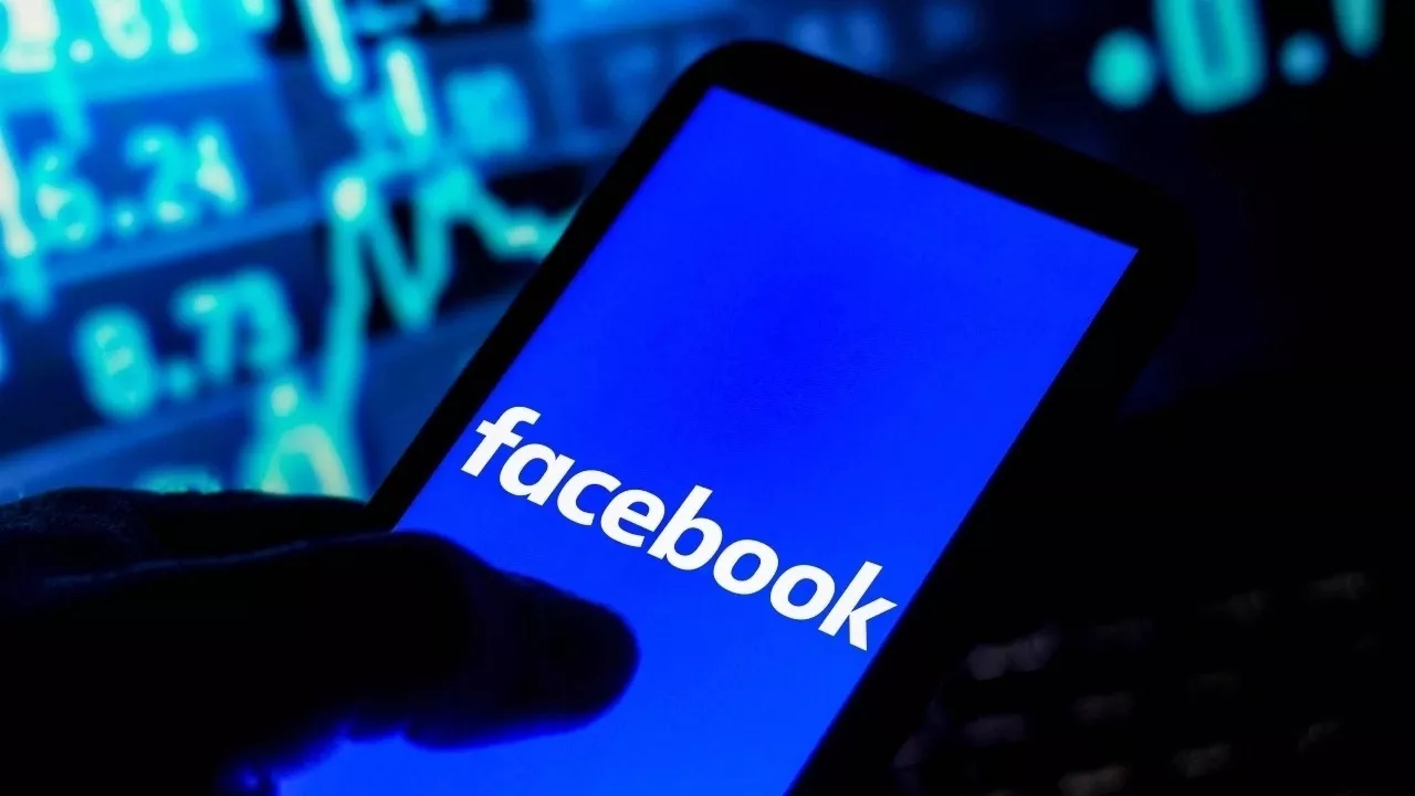 Stalkerlar dikkat: Facebook profilini görüntülediğiniz herkese arkadaşlık isteği gitmiş olabilir!