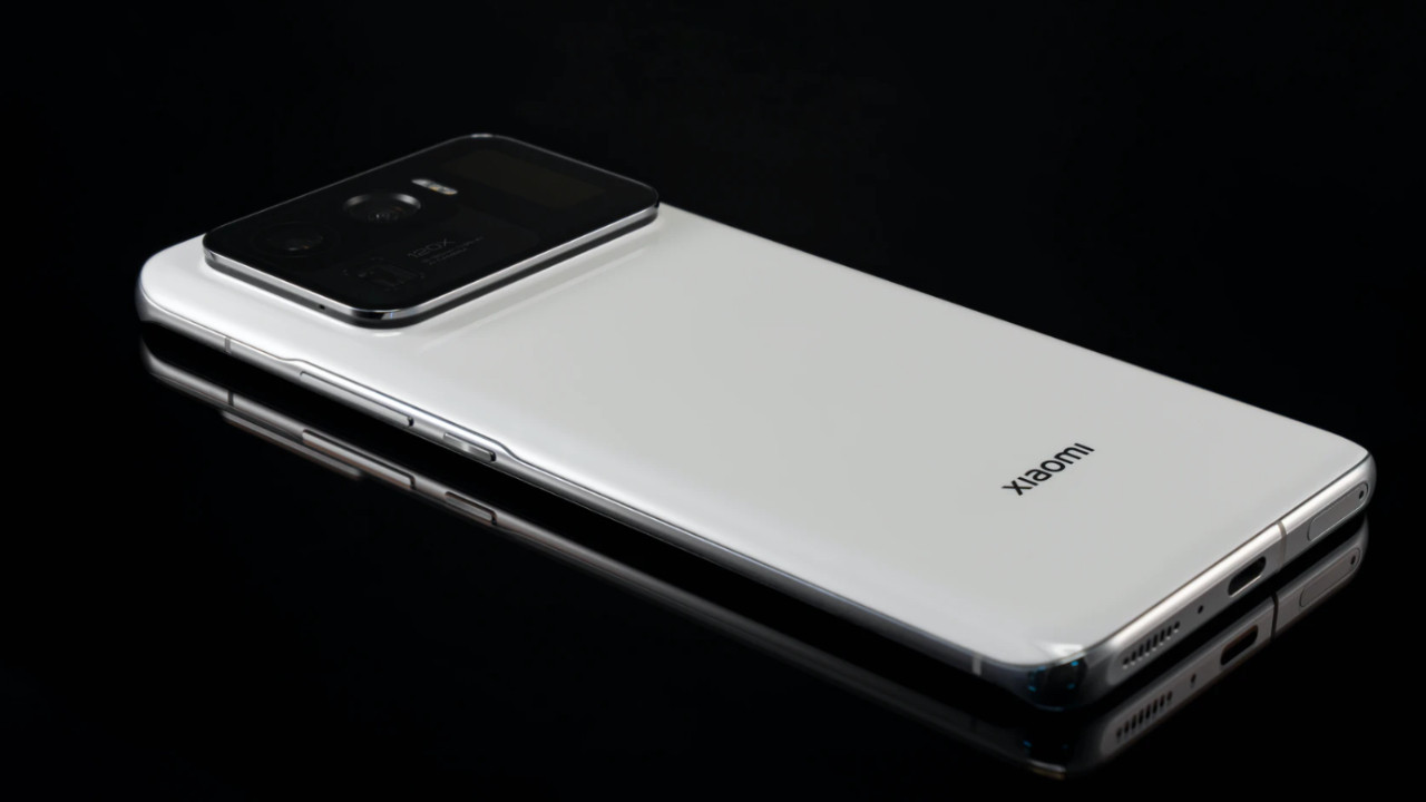 Xiaomi 12 Ultra’nın yeni rengi, yeni fiyatıyla geldi!