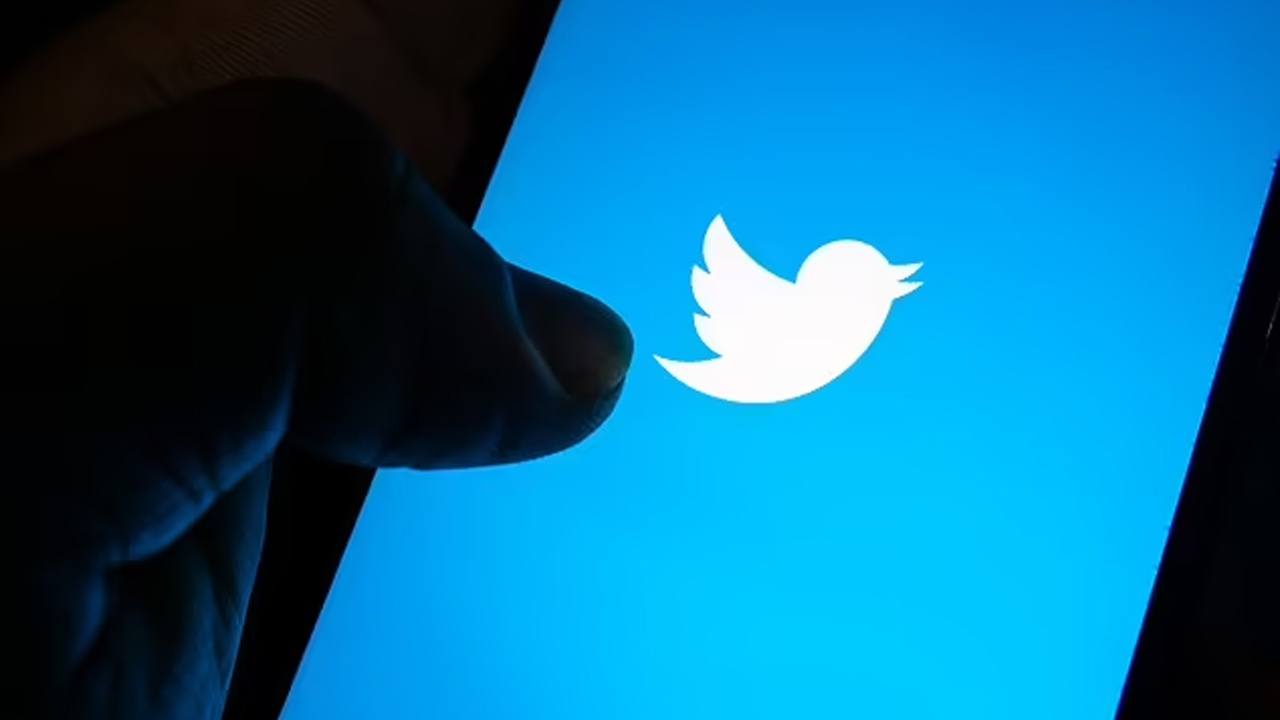 Musk’tan bir tartışmalı karar daha: Ücretsiz Twitter kullanıcılarının gönderebilecekleri mesaj sayısı sınırlanacak