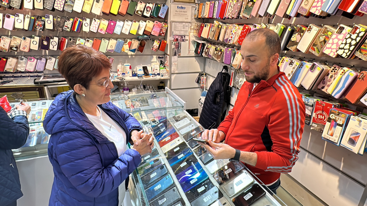Sıfır telefon alamayanlar tamirciye koşuyor!