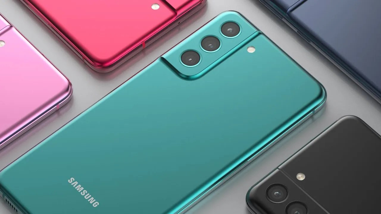 Samsung Galaxy S21 ailesi pembe çizgi sorunuyla gündemde