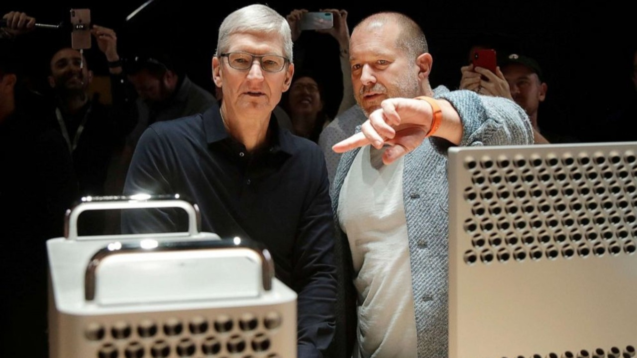 Apple efsanesi Jony Ive ve OpenAI CEO’su Sam Altman, yapay zeka destekli bir donanım için bir araya geldi