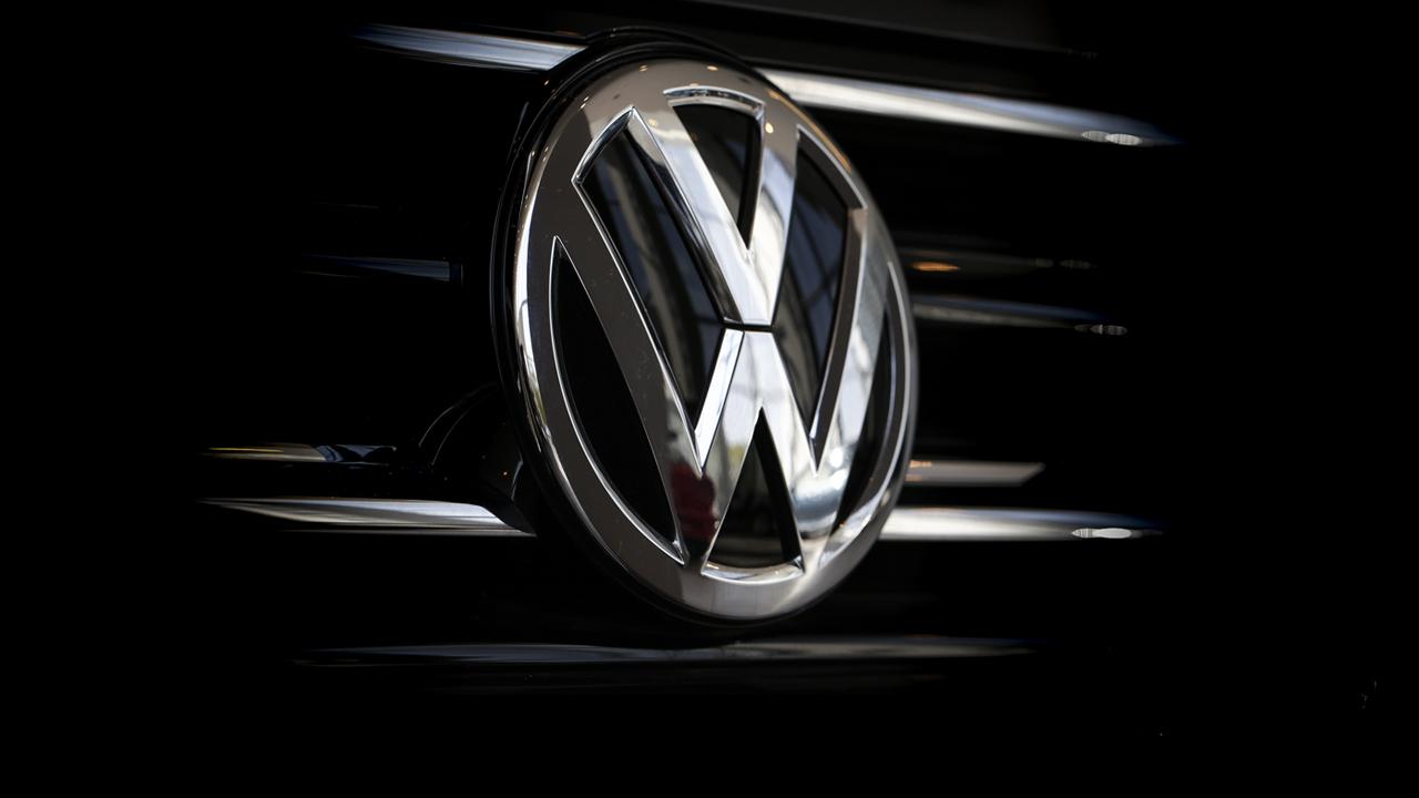 Volkswagen’de büyük kesinti: Üretim durduruldu!