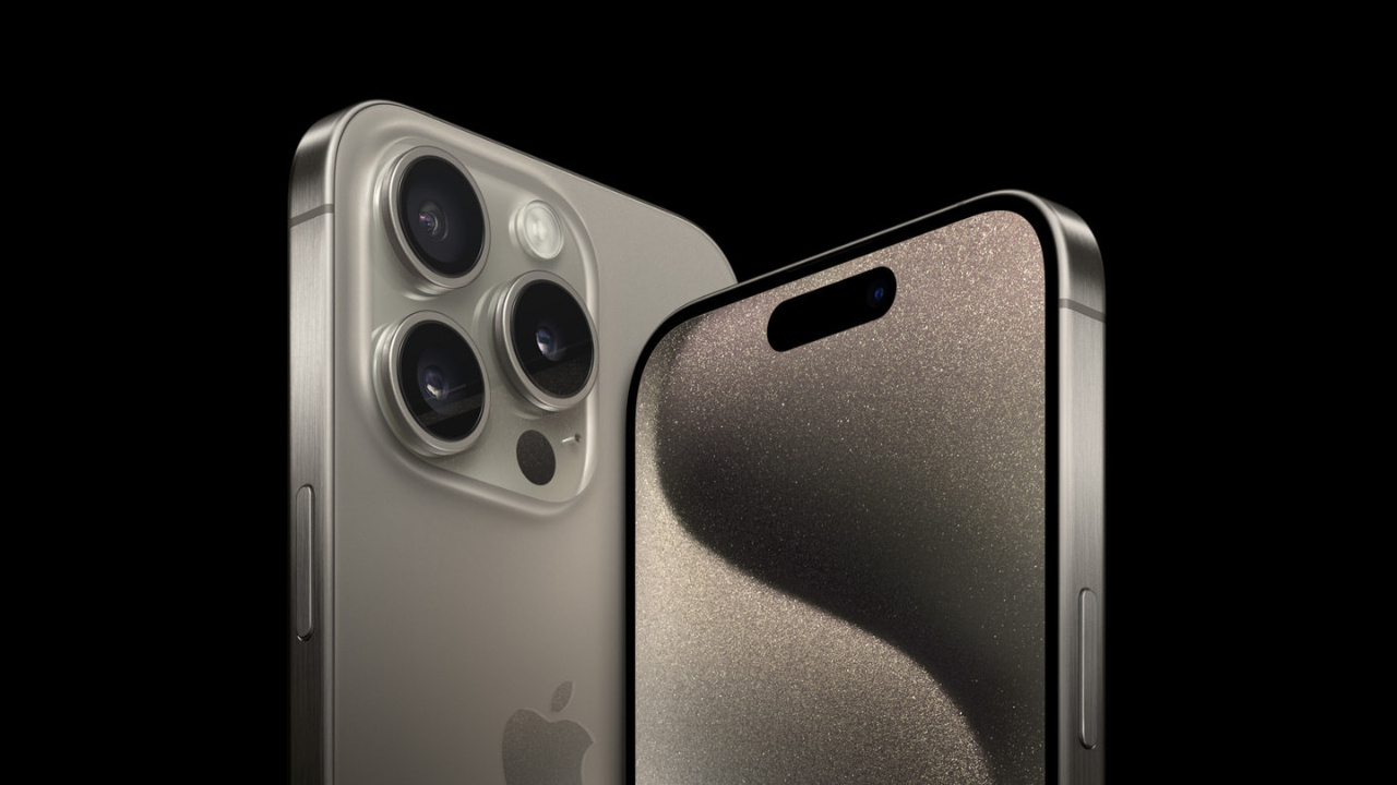 Apple, her bir iPhone’a QR kod yerleştiriyor, peki ama neden?