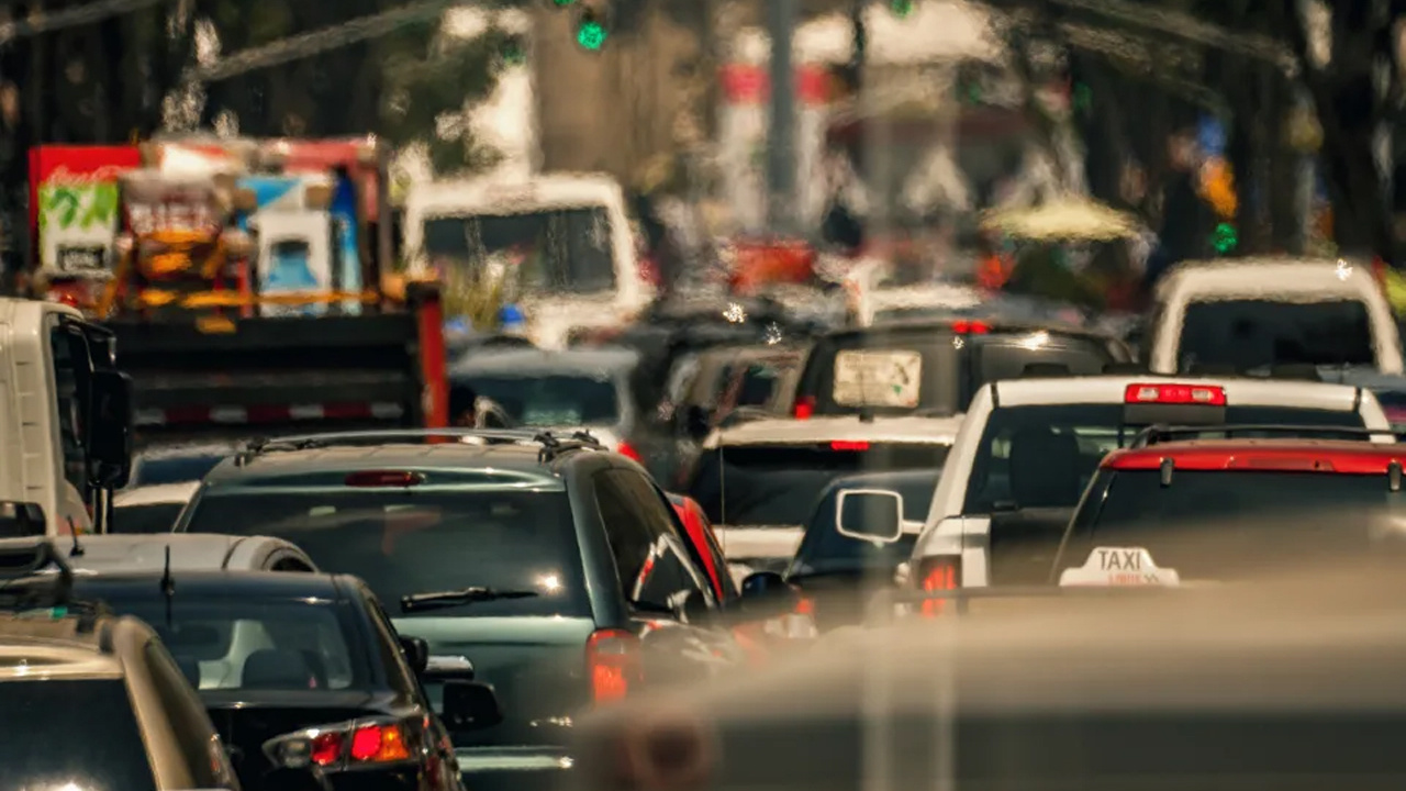 Google’ın yapay zeka destekli trafik ışıkları, şimdi de Dünya’ya yayılıyor