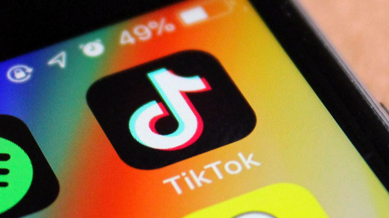 Hem TikTok, hem de Facebook ve Instagram, ücretli abonelik sunmaya başlayabilir