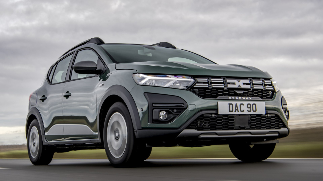 Dacia o model için fiyatları açıkladı! Görenler bayiye koştu, rakipler bile düşük fiyatlara inanamadı!