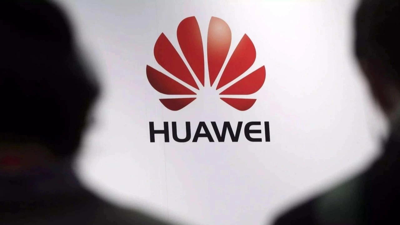 Huawei, ABD ile devam eden gerilimler nedeniyle Kuzey Amerika’daki varlığını küçülttü