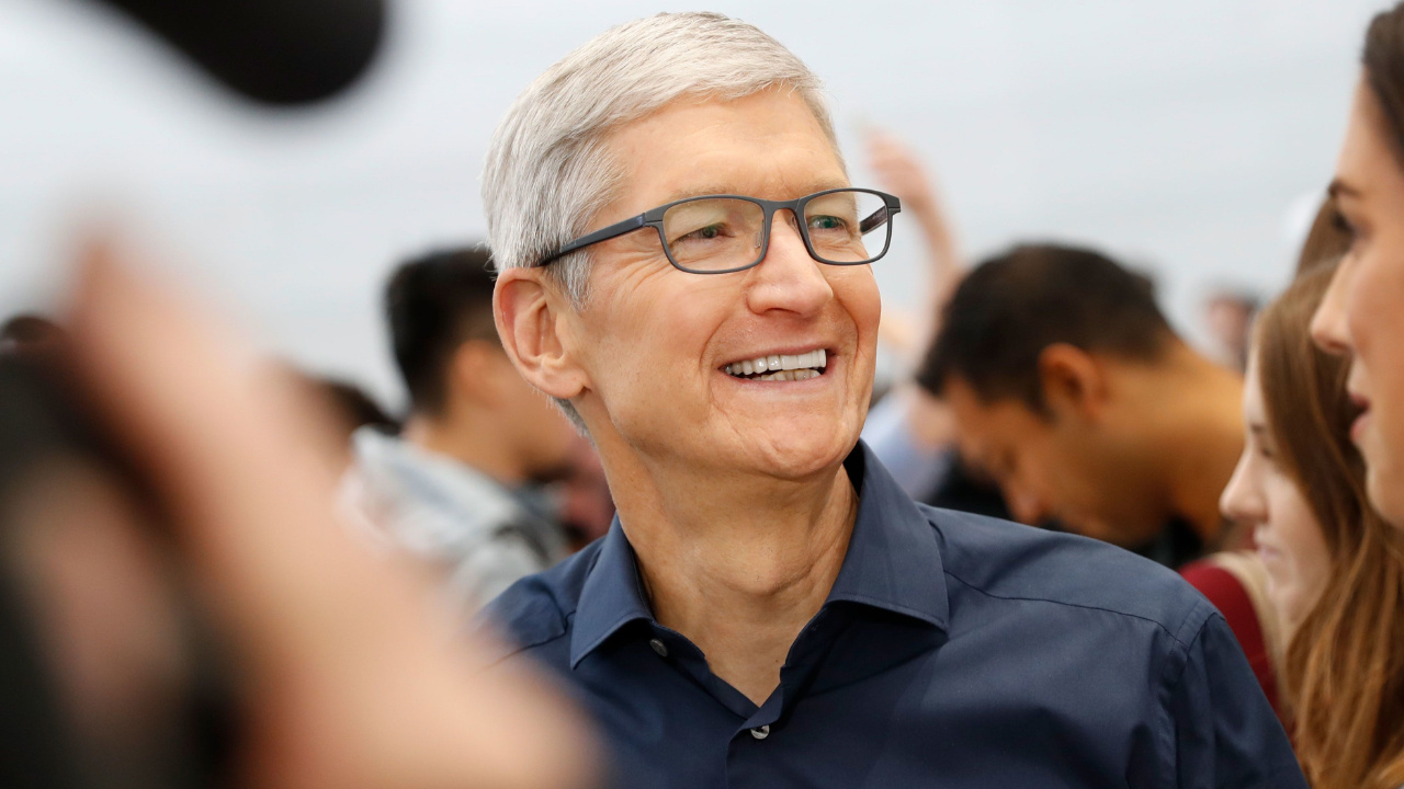 Tim Cook’un maaşı yine dudak uçuklattı!