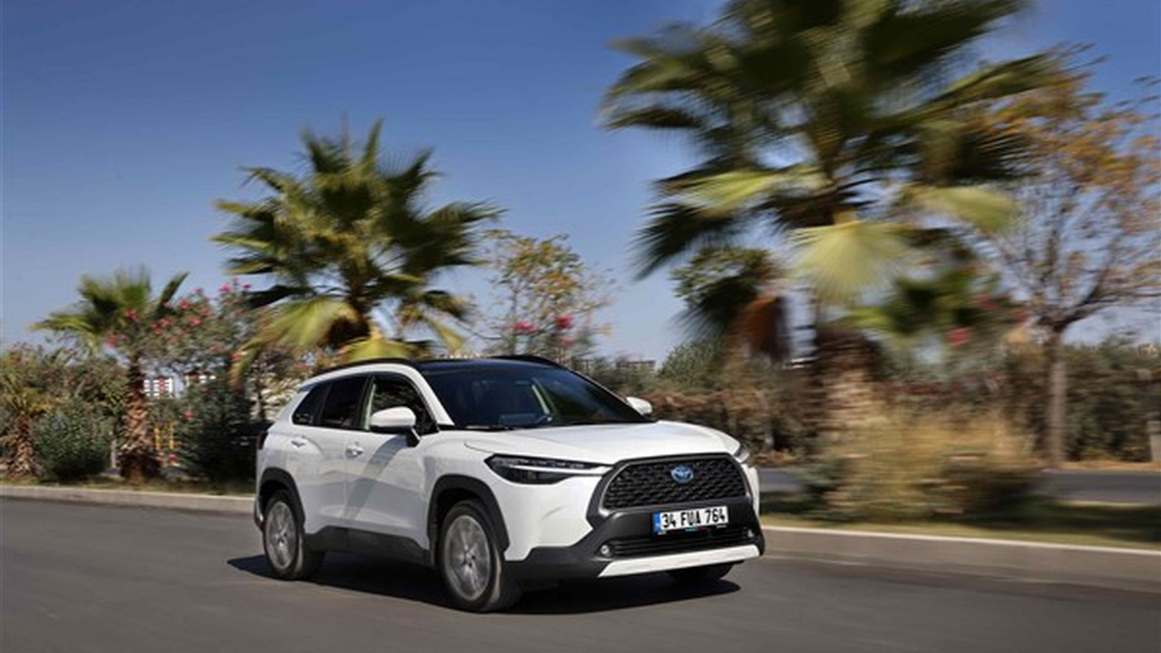 Toyota Corolla Cross fiyatları hiç bu kadar düşmemişti! Görenler inanamadı!